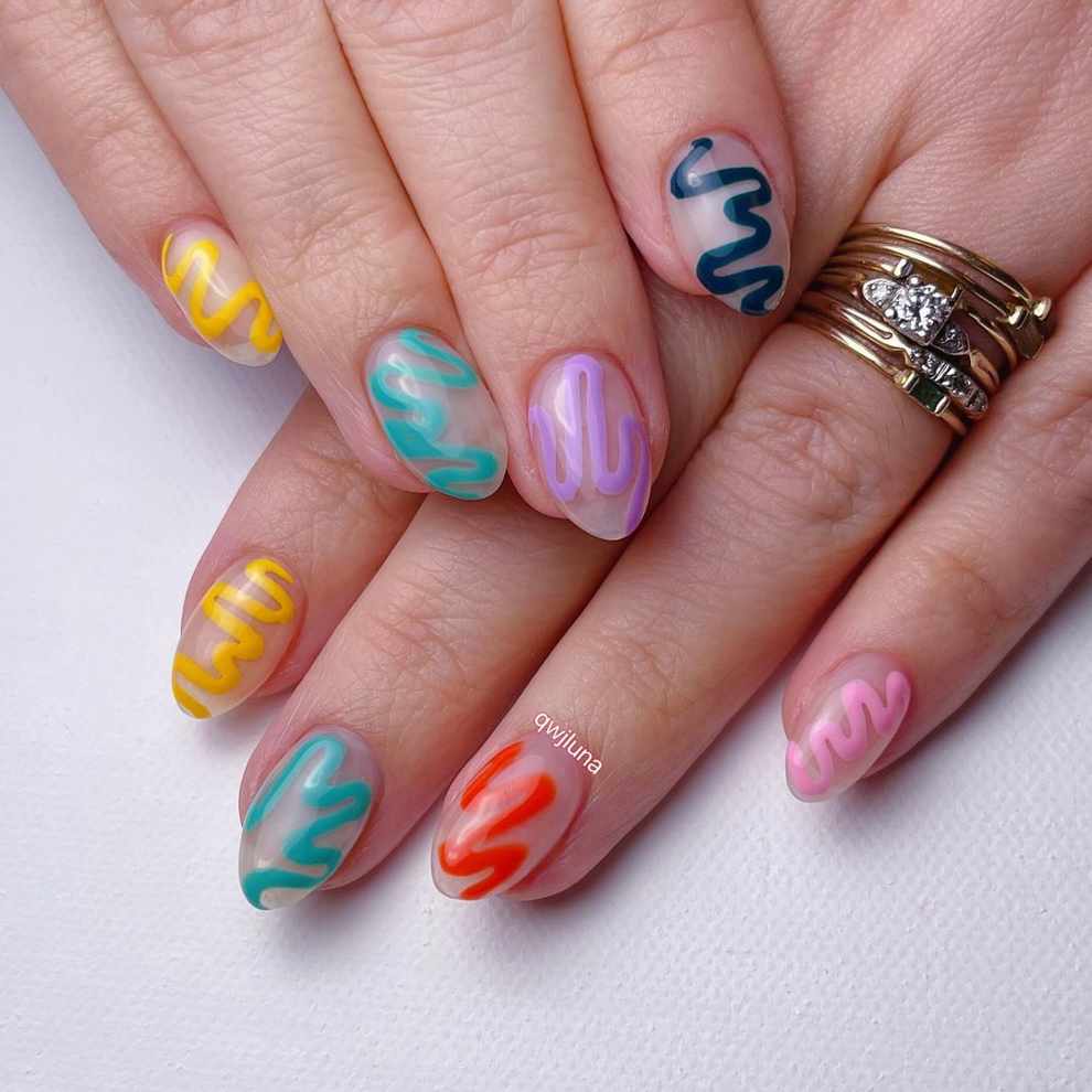 Uñas para verano 2024: swril