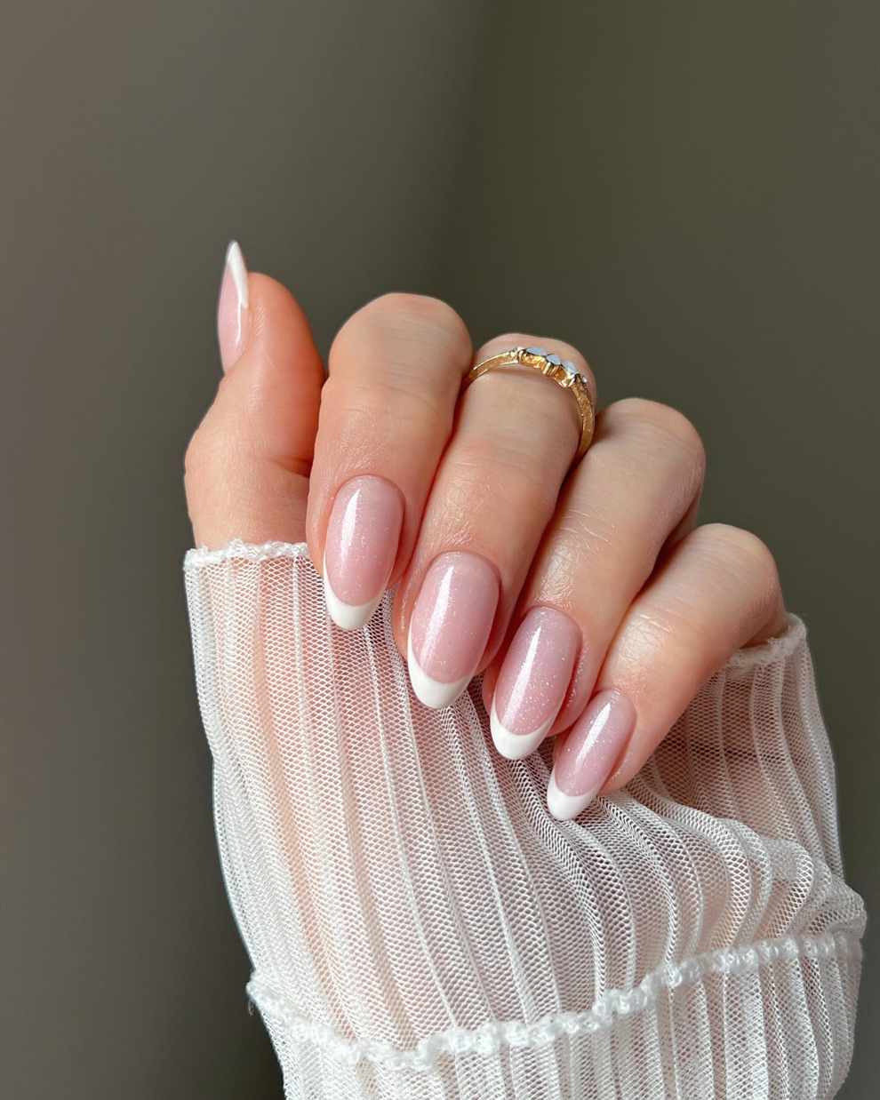 Uñas francesas elegantes