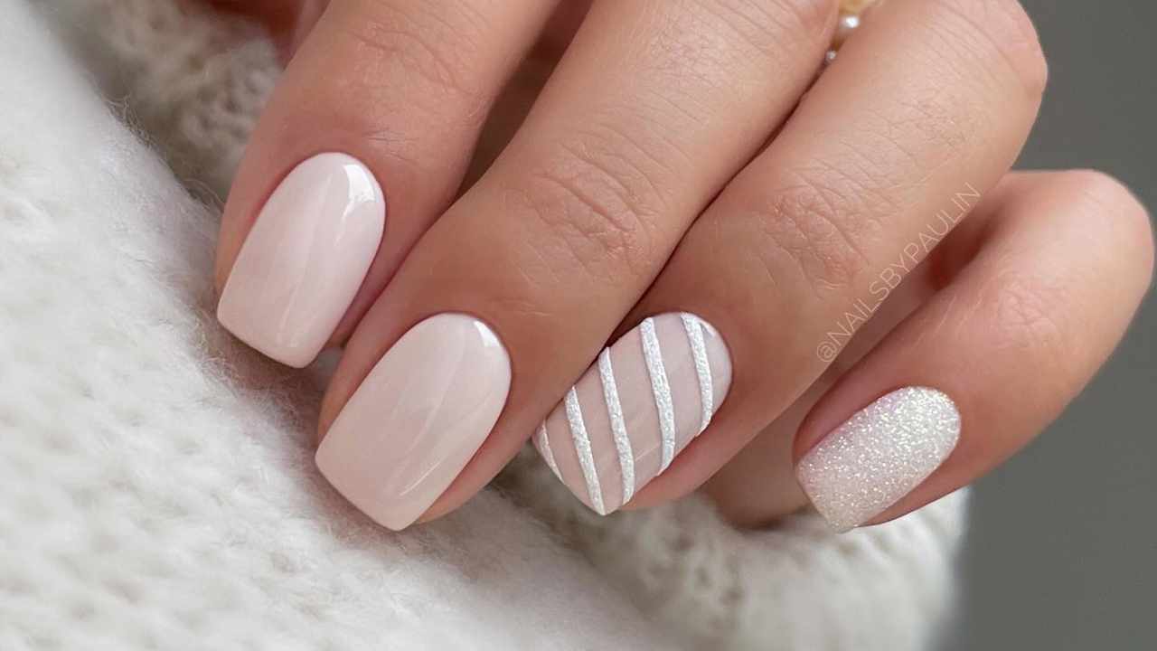 Las 10 tendencias de uñas más bonitas para Navidad 2024 según las expertas: colores, diseños y acabados